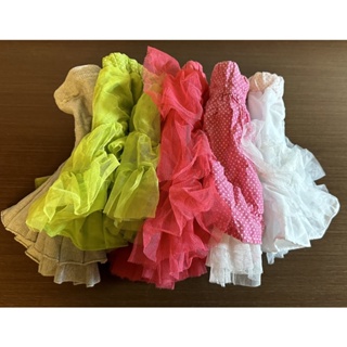 女孩3件澎裙+1件百摺裙，共四件（9成新）便宜賣