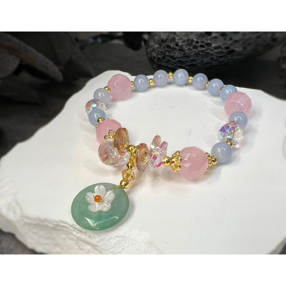 ✨《熱銷水晶串珠鍊》✨ATELIER'S GIRL - 愛特樂的少女 天然粉晶+天然水藍寶+奧地利水晶+綠瑪瑙+貝殼雕刻