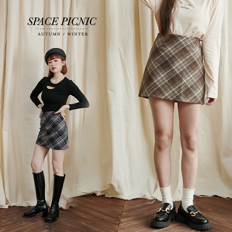 [明天出貨] Space Picnic｜毛呢格紋短褲裙-2色(現貨)【C22111044】