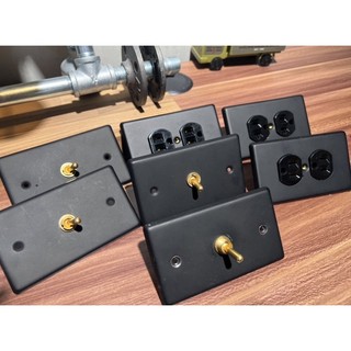 開關拔拔switchpapa工業風消光黑開關插座