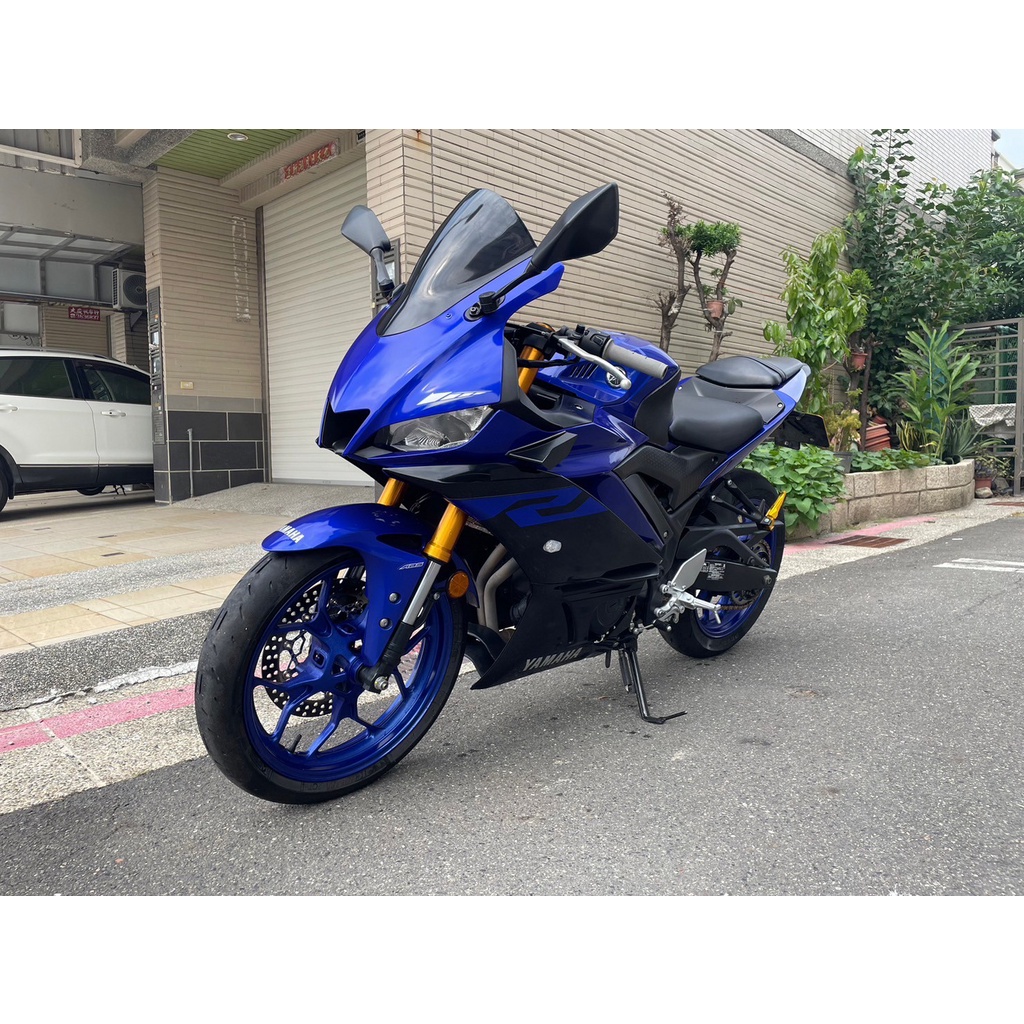 YAMAHA YZF-R3 二手檔車中古車配合全額.超額.學生貸款強力過件白牌黃牌紅牌仿賽街車大型重機滿18即可辦理