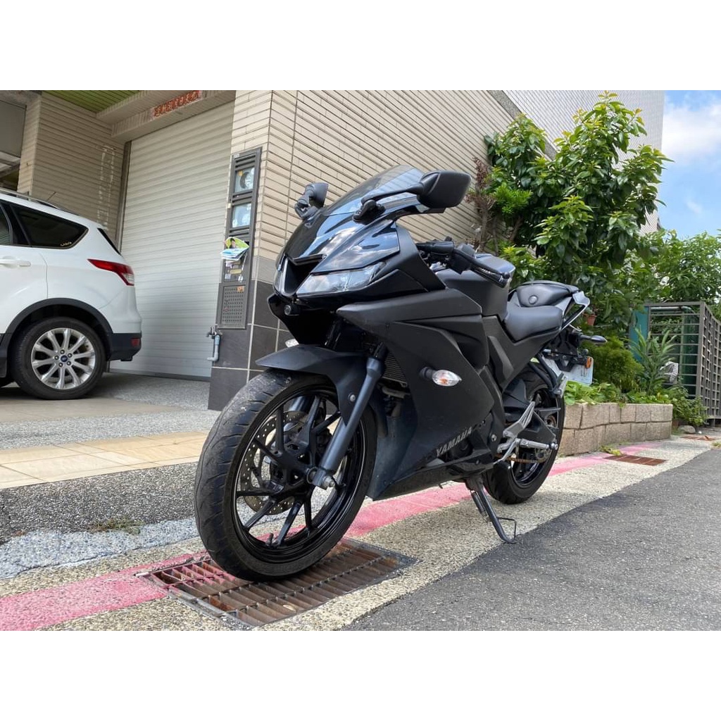 YAMAHA YZF-R15 ABS二手檔車中古車配合全額.超額.學生貸款強力過件白牌黃牌紅牌仿賽街車大型重機滿18即可