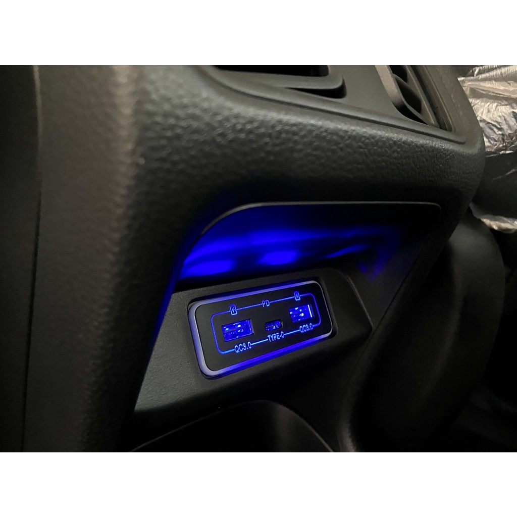 &amp;車之霸&amp; FIT4 NEW HRV 後座USB TYPE-C專用充電座