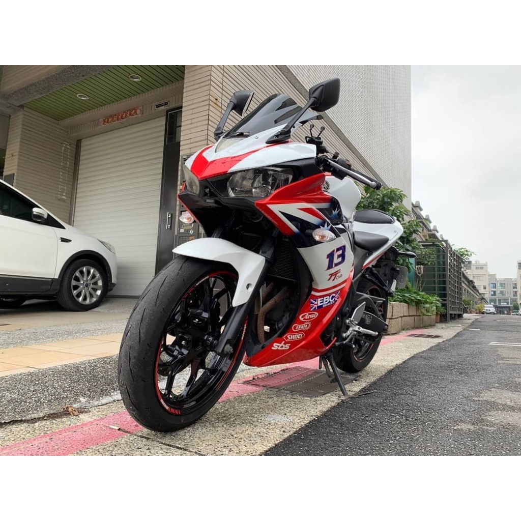 YAMAHA YZF-R3 二手檔車中古車配合全額.超額.學生貸款強力過件白牌黃牌紅牌仿賽街車大型重機滿18即可辦理