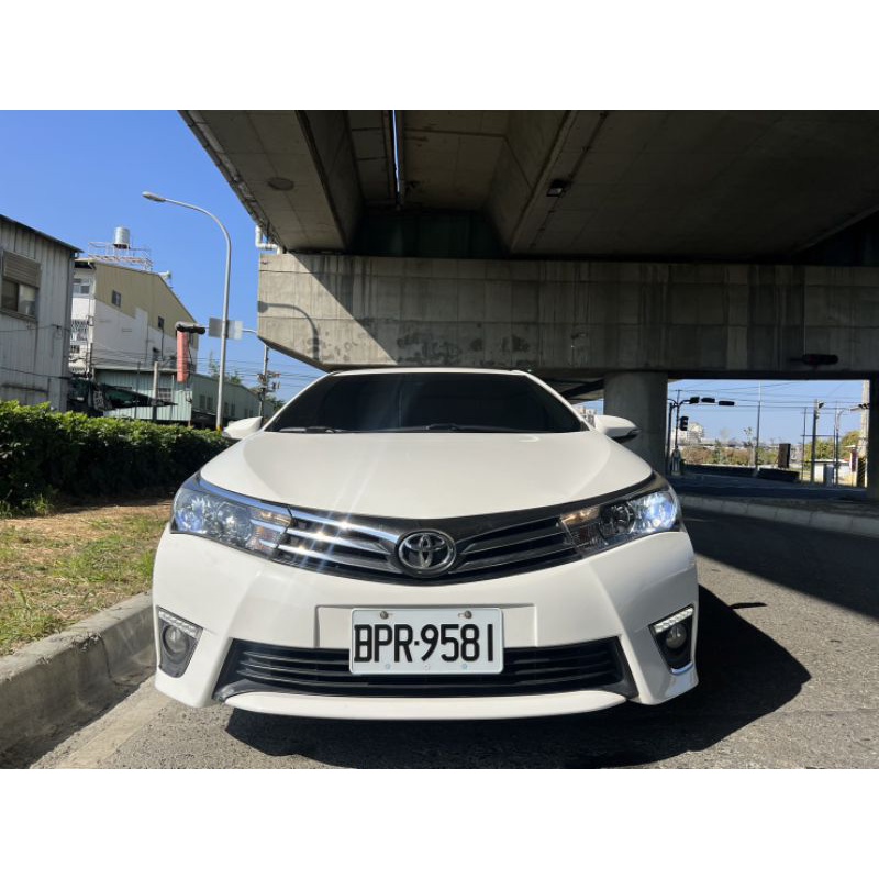 2015 Altis 1.8 售33萬台中看車0977366449 自售