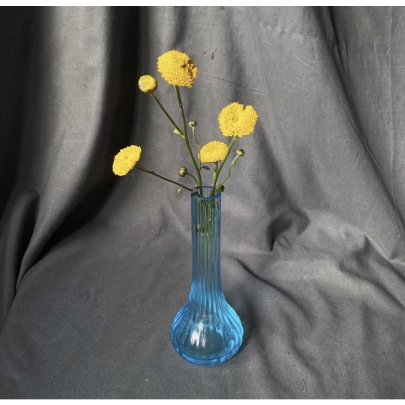 早期水藍色條紋手工玻璃花瓶