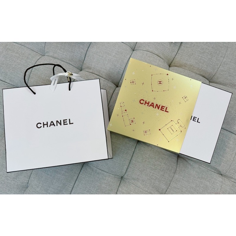 🎄2022 Chanel 聖誕限量包裝禮盒 限量聖誕掛飾 書籤