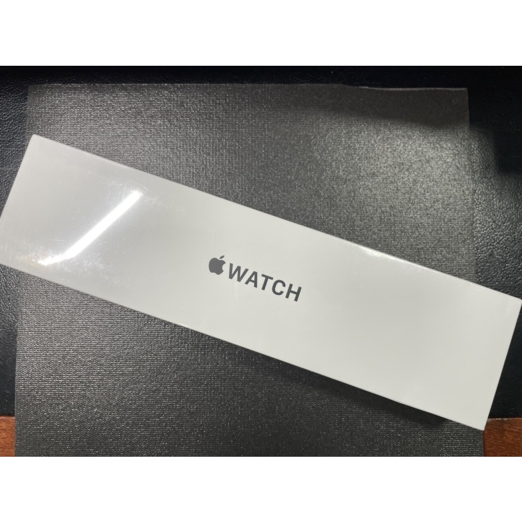 【有隻手機】 Apple Watch SE(第一代) 44MM (GPS版)-金色框+星光色運動錶帶(全新品)