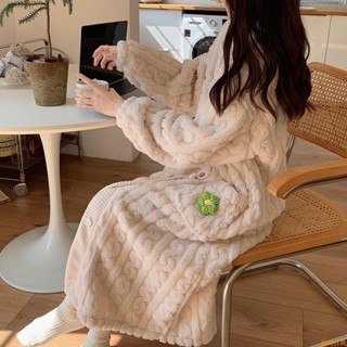 【熱銷免運】爆款睡袍女秋冬季加絨加厚2022最新款珊瑚絨長款法蘭絨小香風睡裙加厚睡衣睡袍 卡通 甜美 可愛 珊瑚絨家居服