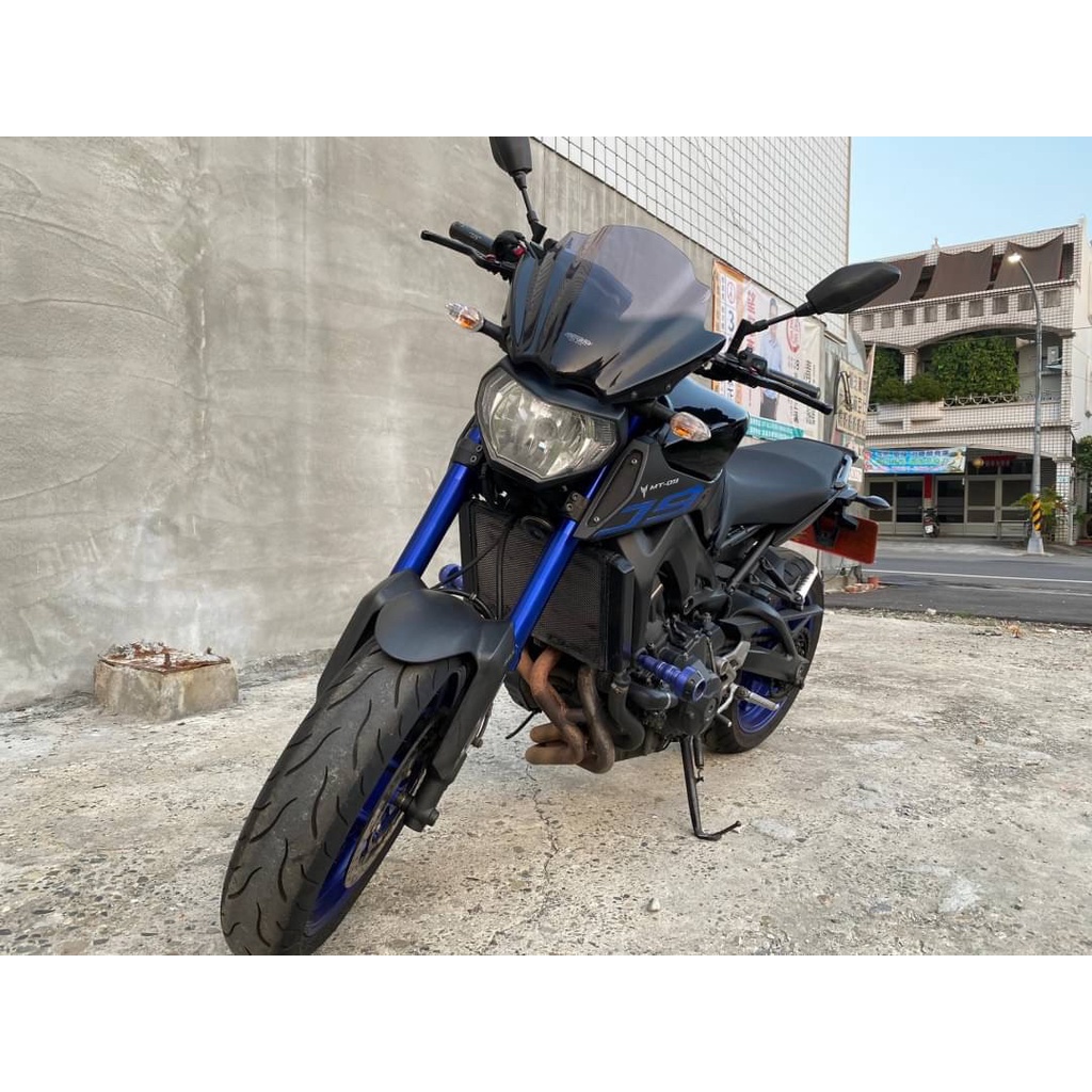 YAMAHA MT-09ABS二手檔車中古車配合全額.超額.學生貸款強力過件白牌黃牌紅牌仿賽街車大型重機滿18即可辦理