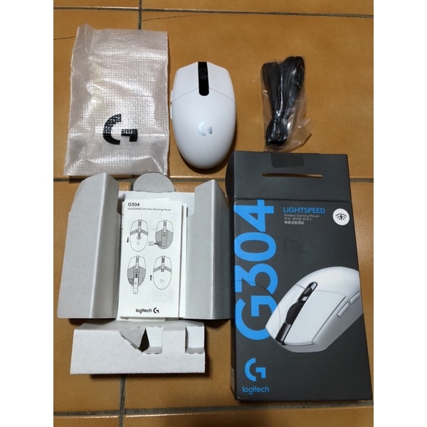 羅技G304電競無線滑鼠-二手-白色