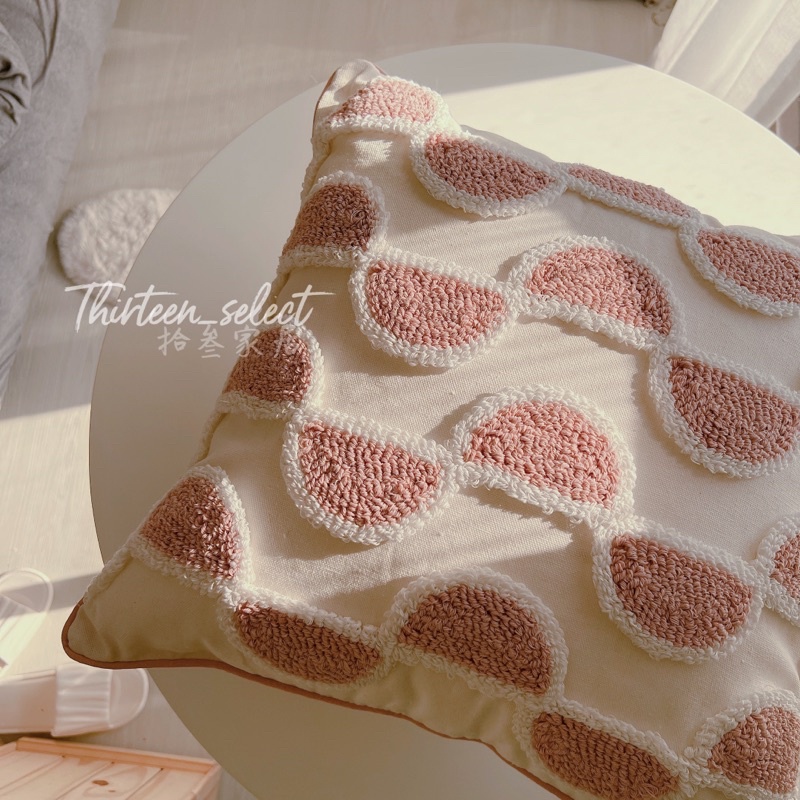 THiRTEEN拾叁家居◖草莓奶霜簇絨抱枕 抱枕套 靠枕 居家佈置 租屋 軟裝 枕頭 枕套 靠墊 乾燥玫瑰 北歐風