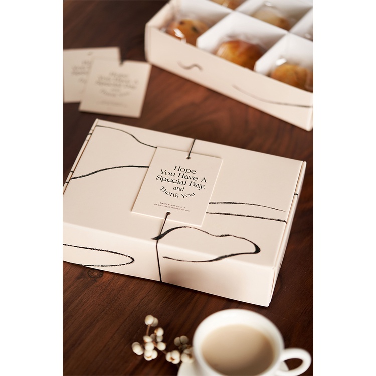 AM好時光【M535】詩畫 米色6格 厚款硬盒包裝盒 附英文吊卡❤婚禮 喜餅盒 新年手工餅乾盒 西點盒 蛋糕盒