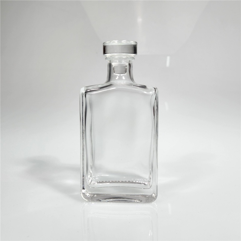 ≡☆包裝家專賣店☆≡包裝用品 玻璃瓶 白波瓶 白方瓶 單個 容量：100ml/200ml