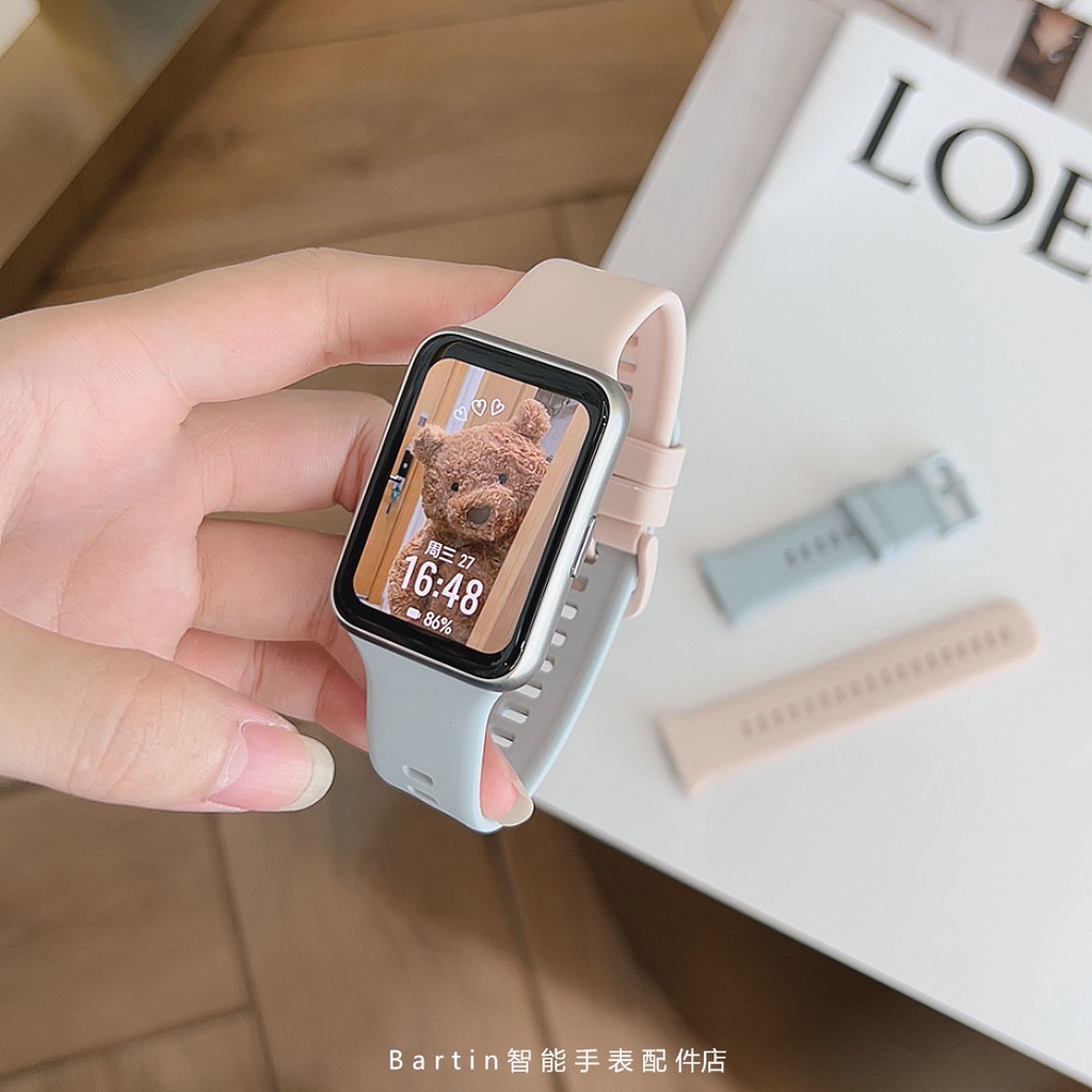適用於 Huawei band 華為手環 7/6 簡約個性矽膠錶帶 時尚百搭 柔軟款 華為手環7/6 撞色系列腕帶