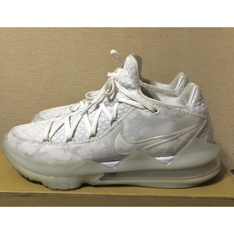 【Respect-二手美品】NIKE LEBRON 17 LOW附原盒