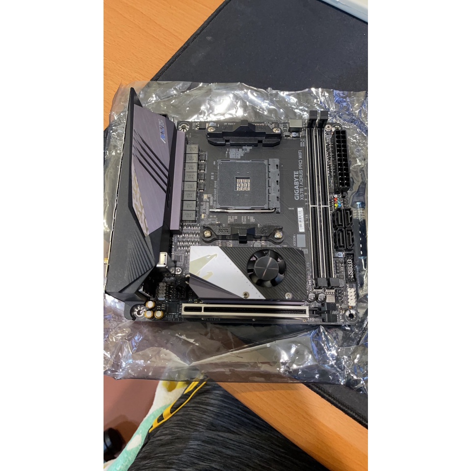 X570i aorus shop