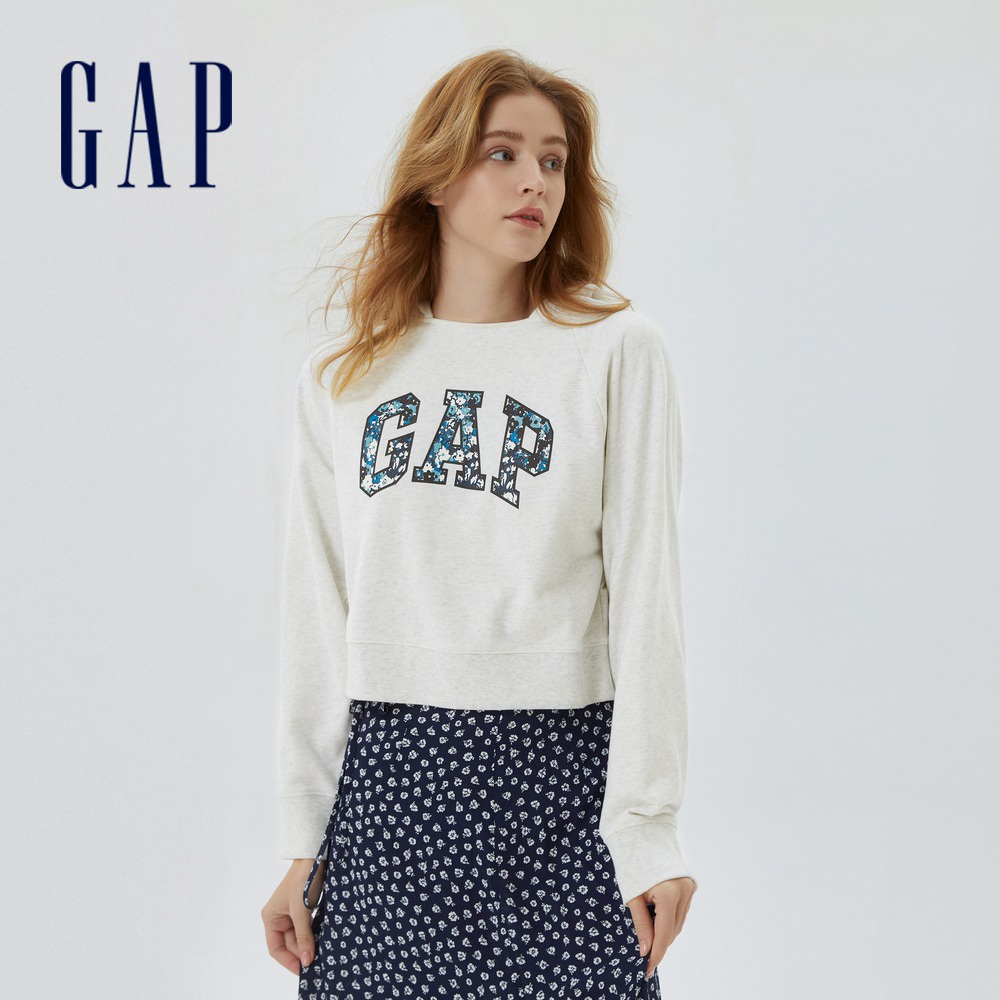 Gap 女裝 Logo短版長袖帽T 碳素軟磨法式圈織系列-淺灰色(591042)