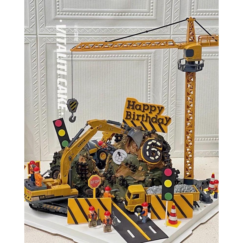 （12.30）工程車挖土機蛋糕裝飾擺件推土機起重機吊車兒童男孩生日烘焙插件