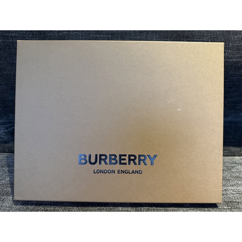 Burberry 精品盒 上蓋盒 附襯紙 圍巾 Gucci LV Dior