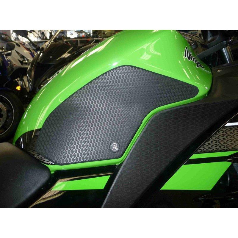 【KIRI】 Techspec Kawasaki Ninja300 Z300 專用 防刮止滑 油箱貼 油箱側貼