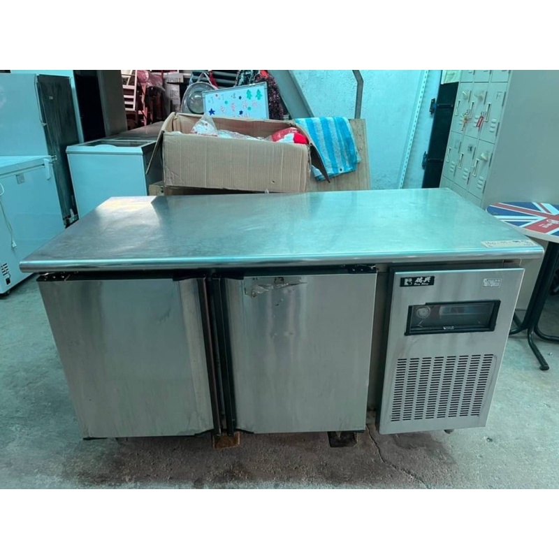 瑞興5尺風冷工作台冷藏冰箱220v 促銷中$13000 尺寸:寬150深75高80