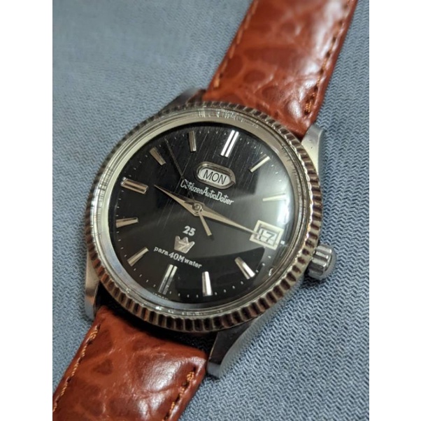 1970年代停產日本星辰CITIZEN（（大錶徑蠔式））， 黑色木紋錶盤25石（軌道式機心）自動機械錶