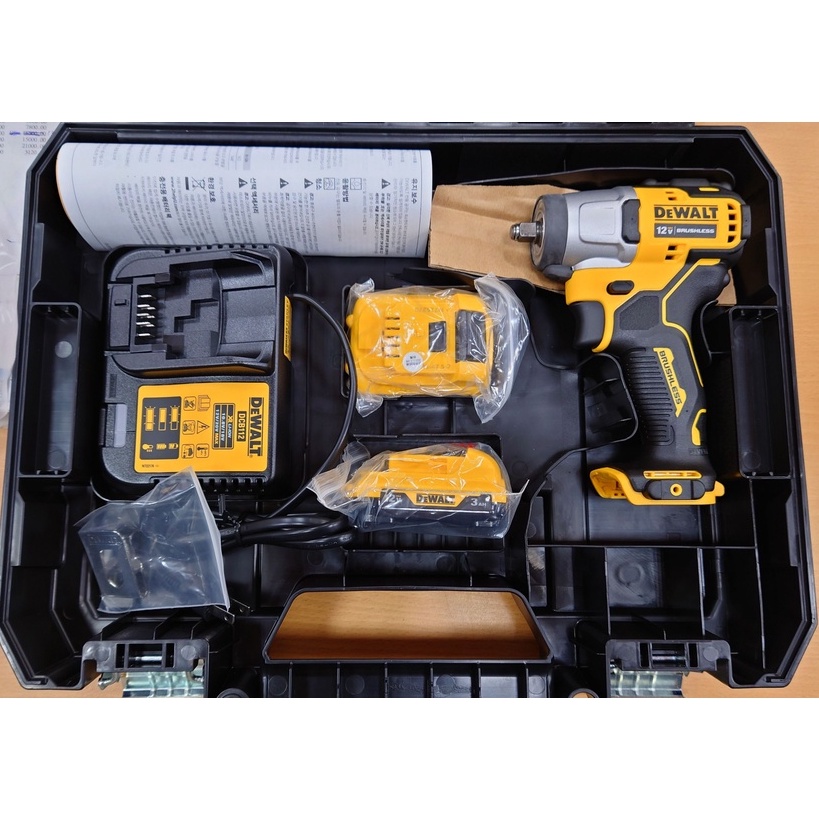 DEWALT 得偉 DCF902L2 12V Max* (10.8V) 3/8 無碳刷衝擊扳手 (含稅)