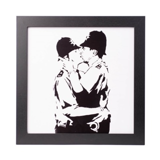 Banksy 《接吻的警察》含框藝術畫/班克西/BOBBIES KISSING