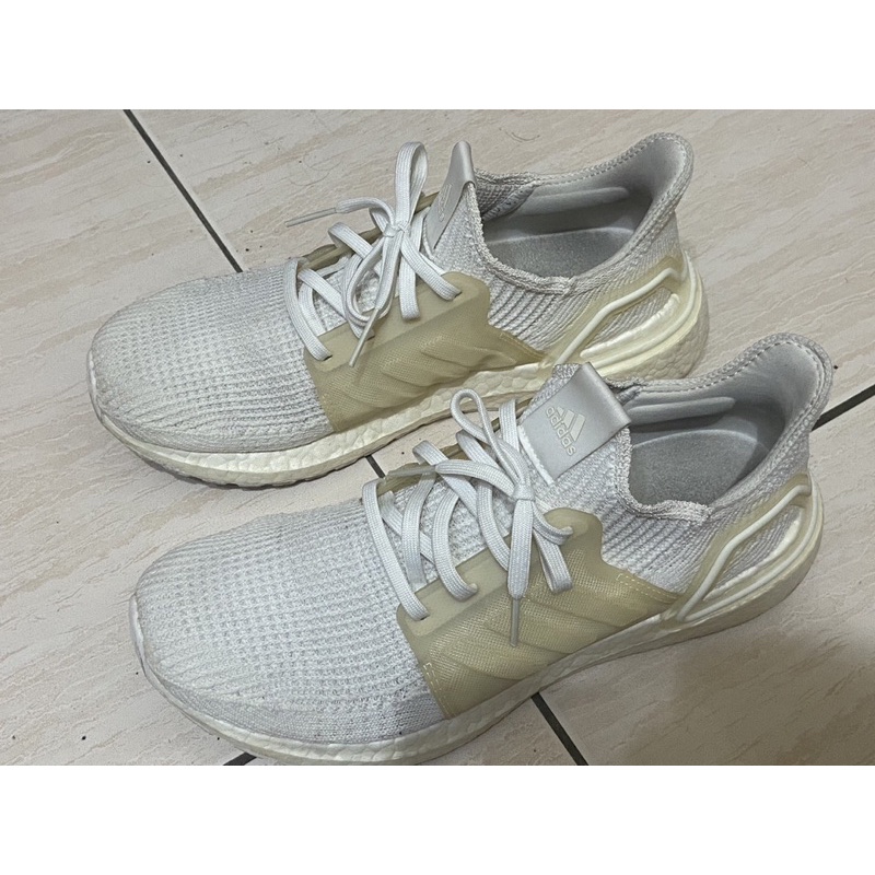 愛迪達 adidas ultraboost 19 全白 triple white