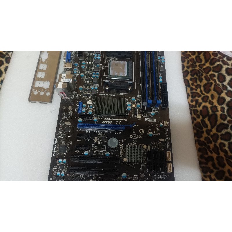 msi 760GA-P43(FX)+ CPU AMD FX-6300/AM3+/+8G RAM/附風扇