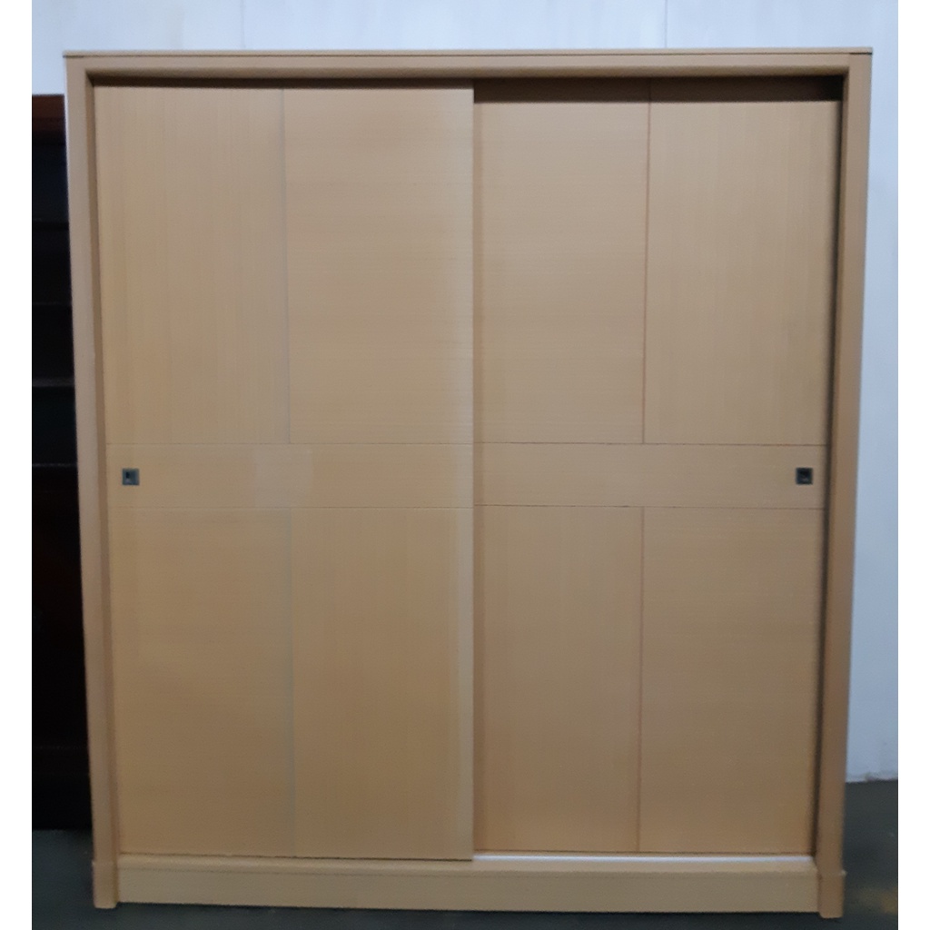 台南二手家具圓夢二手家具收   八成新木心板6尺衣櫃
