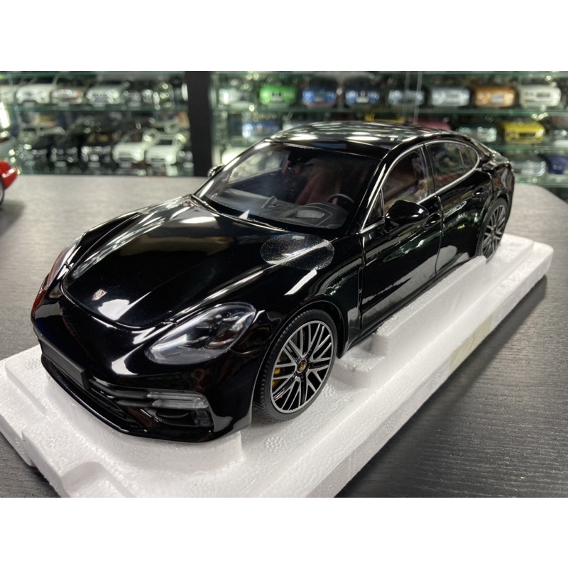 【收藏模人】Minichamps Porsche Panamera Turbo S 2020 曜石黑 1:18 1/18