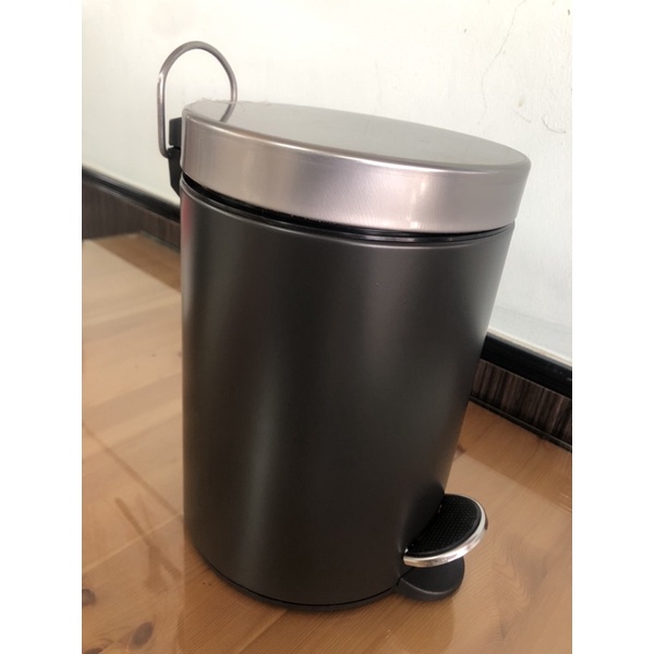 IKEA EKOLN 腳踏式垃圾桶, 垃圾桶, 緩降垃圾桶 深灰色 3公升 容量很小唷！適合小空間