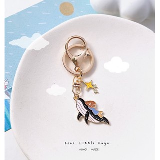 美麗白雲藍鯨女孩 金色吊飾 掛勾 鯨魚 鑰匙圈 耳機盒包包 隨身碟掛件 ins原創設計/小禮物
