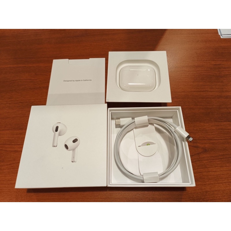 二手9.5成新 正品原廠保固中 Apple AirPods 第三代 MagSafe充電盒可無線充電 含盒子充電線送保護套