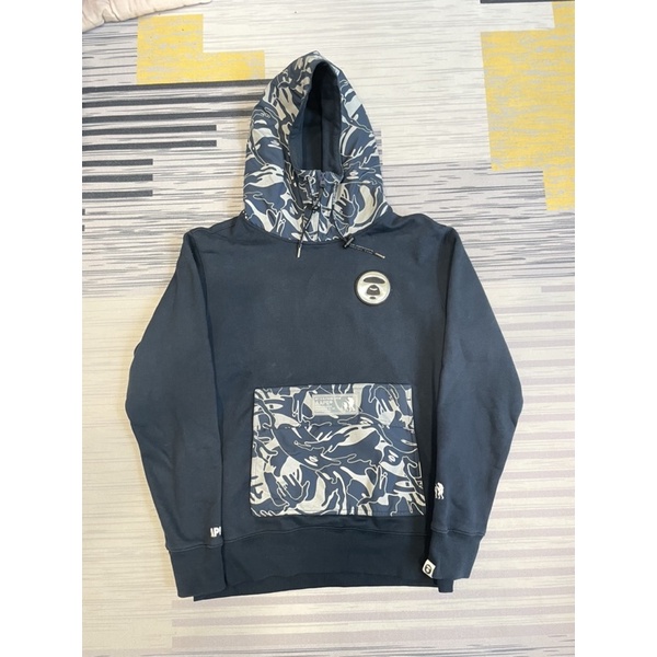 二手極新XL  aape深藍 迷彩 反光 長袖 帽t hoodie 貼布 部張 猿人 大口袋 a bathing ape