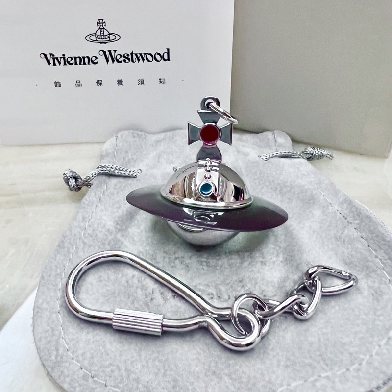 🎀全新英國Vivienne Westwood專櫃真品🎀銀色立體Orb大星球橡膠土星環墜飾鑰匙圈