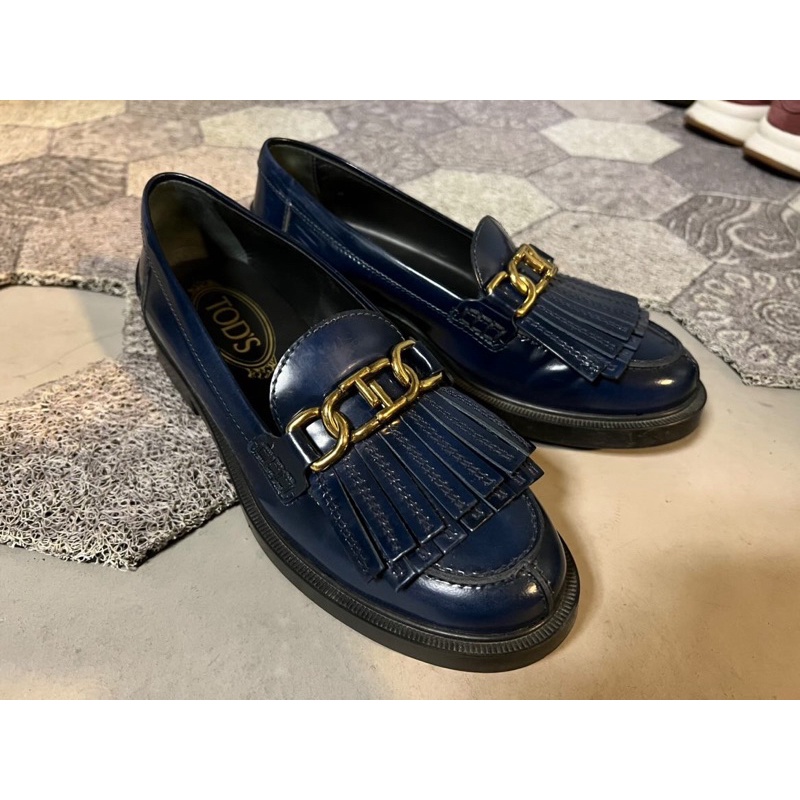 Tod’s loafer 樂福鞋 穆勒鞋 流蘇 超美深藍色 喜歡可小議