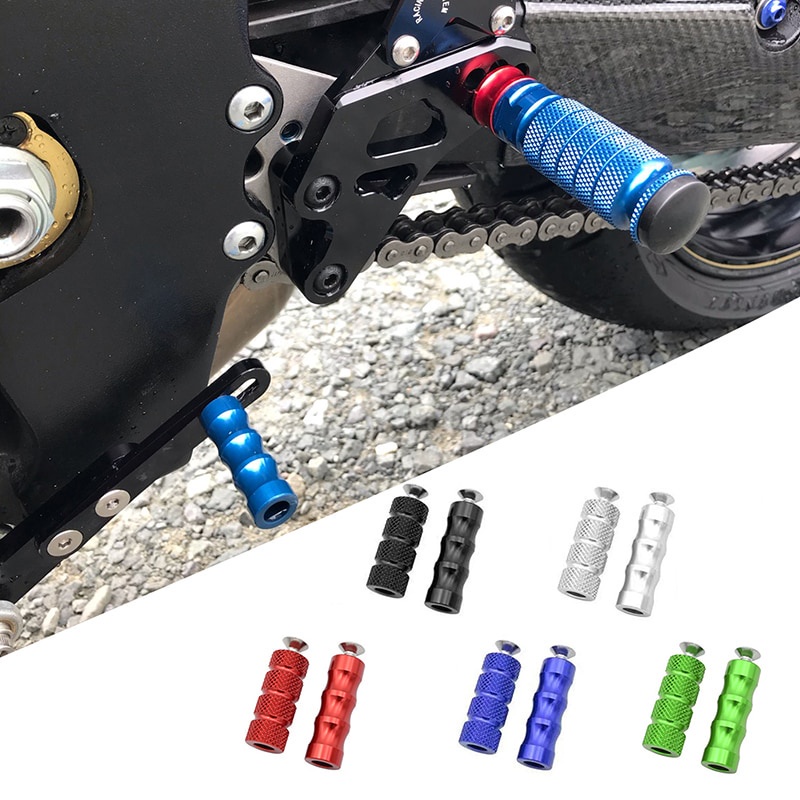 通用 CNC 摩托車腳踏腳踏板帶 M6 螺紋換檔剎車桿適用於寶馬本田杜卡迪鈴木雅馬哈高品質