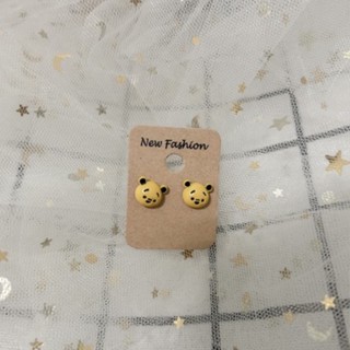 ♡菲菲fifi♡立體卡通Q版迪士尼小熊維尼耳環 全新 現貨