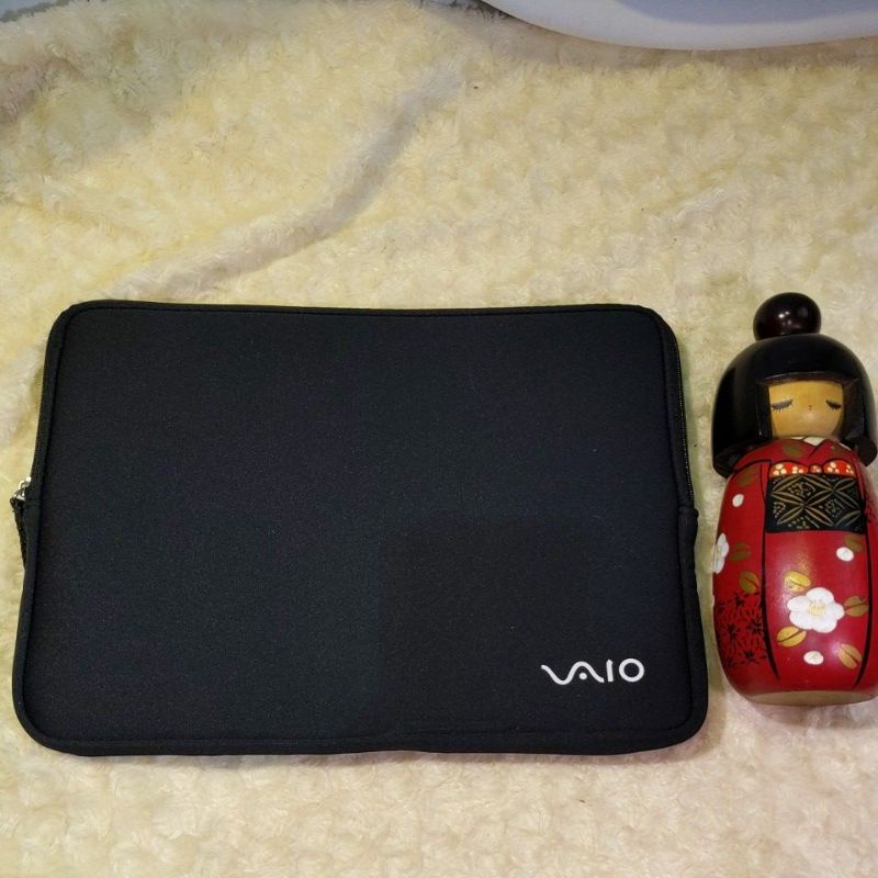 品牌 索尼VAIO SX14電腦包-14寸筆記本電腦看尺吋有些薄邊15寸筆記本也可用九成新，無配件