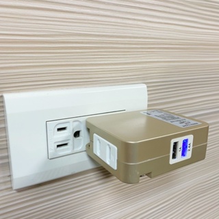 悠麗電器 高效能3P+2P雙USB充電插座 分接器