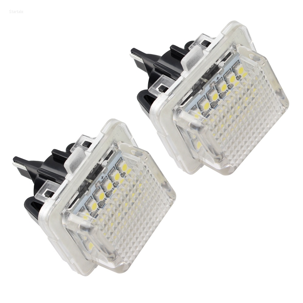 2 件 LED Canbus 汽車牌照燈牌照燈適用於奔馳 W204 W221 W212 W216 C207 C216