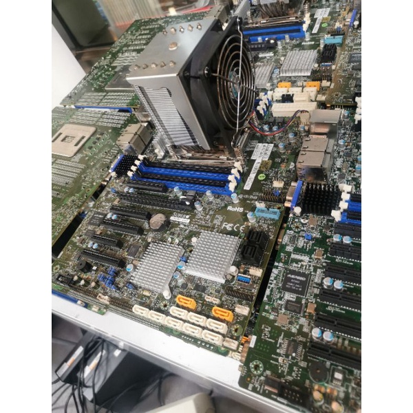 Intel Xeon E5-2675v3