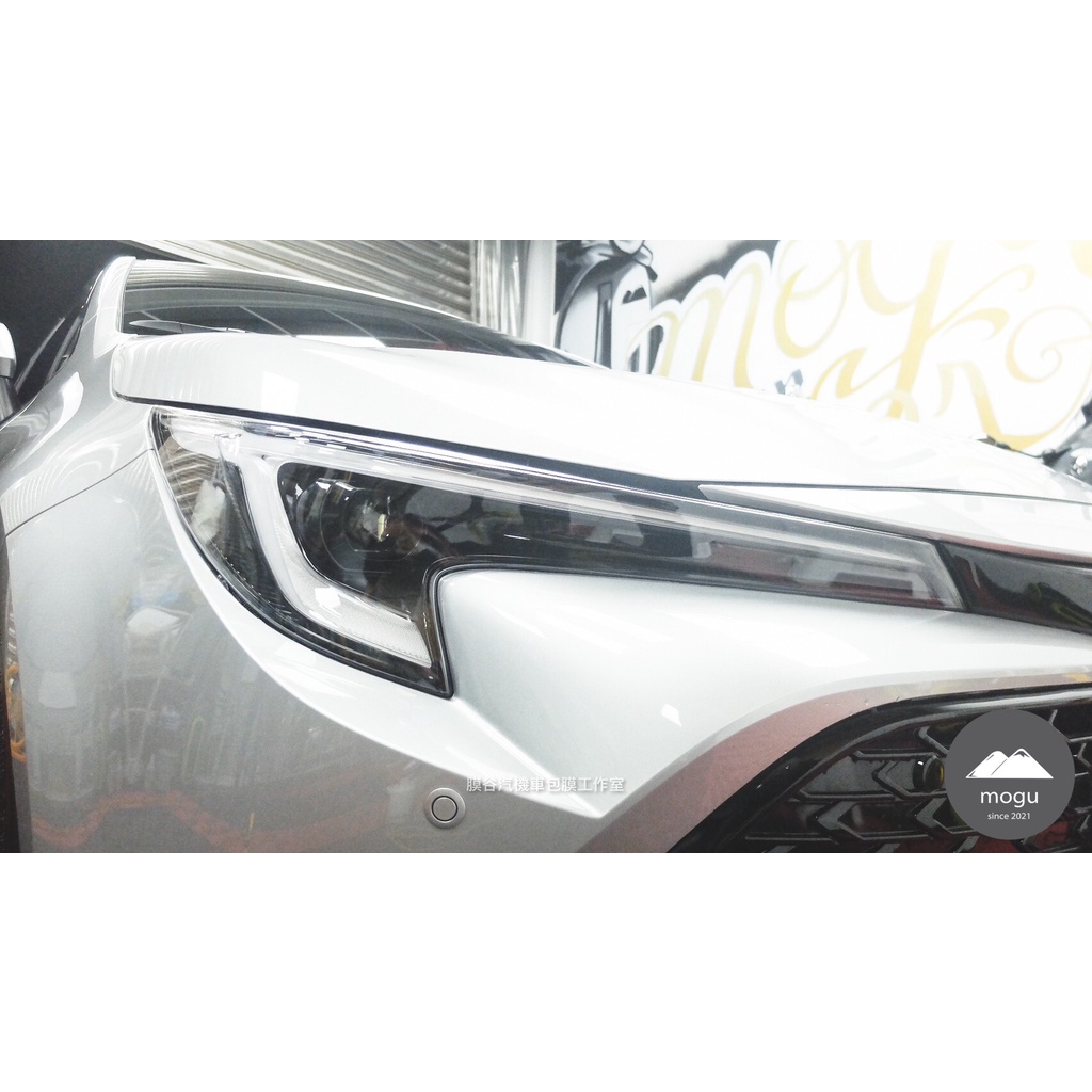 [膜谷包膜工作室] Toyota Corolla Sport / Auris 大燈犀牛皮保護膜 (一對)