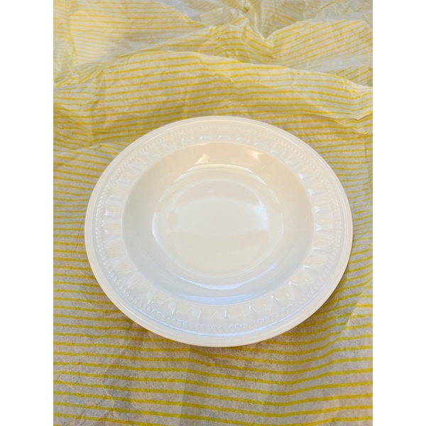 Wedgwood COLOSSEUM 純白色骨瓷餐盤(23公分）