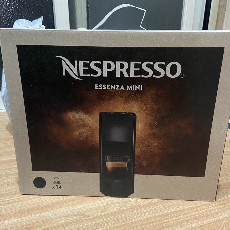 膠囊咖啡機Nespresso Essenza Mini C30