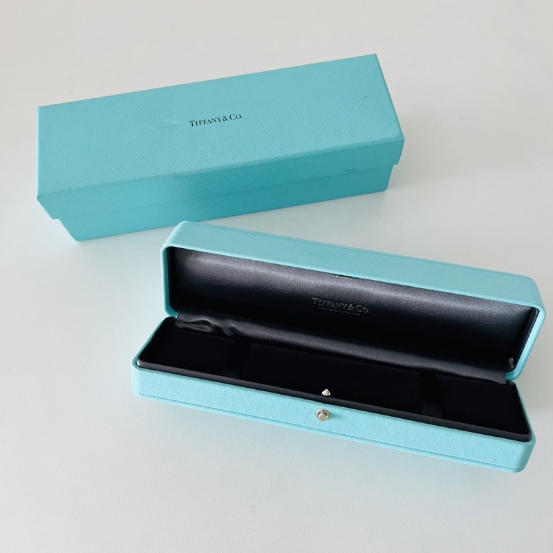新款 二手 TIFFANY &amp; Co 蒂芙尼 皮質絨布飾品盒 手鍊盒