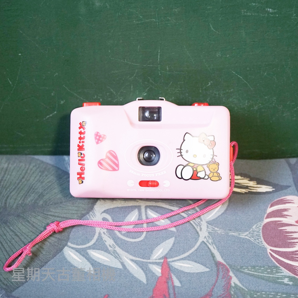 【星期天古董相機】 Hello Kitty 凱蒂貓 粉紅色 底片傻瓜相機 玩具相機